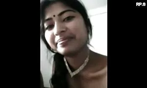 Selepas akhir cantik di pagi gabarlucah hari, dia menerima Kelly