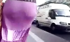 Dalam seluar merah dari jilat puting tetek