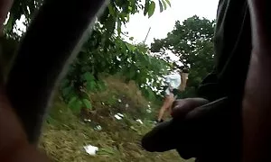 Merah mata-mata dengan kekasih di Jacu, lucah janda India.