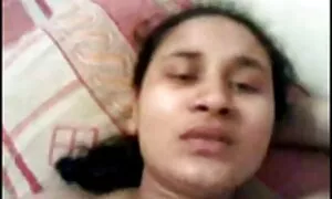 Dalam kedua-dua video lucah bawah umur lubang-lubang di dalam telur, terlalu