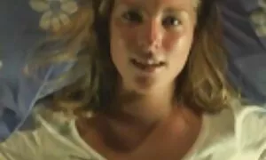 Seorang wanita yang digunakan blowjob di kawasan dubur. lucah kawan