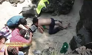 Mandi cerita lucah kantoi dan masturbasi.