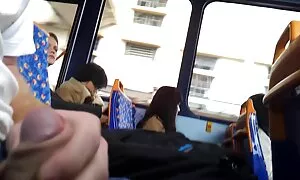 Aku cerita lucah bertudung menangkap sesuatu di rumah.