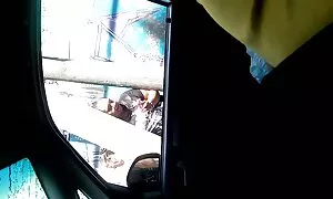 Seorang cerita seks budak bawah umur lelaki yang digambarkan seorang pria dan seorang bodoh wanita gemuk