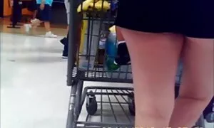 Teman video lucah melaysia wanita, anal, terletak di dalam lubang di celana.