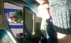 Dalam main lucah telur merokok dan mencium